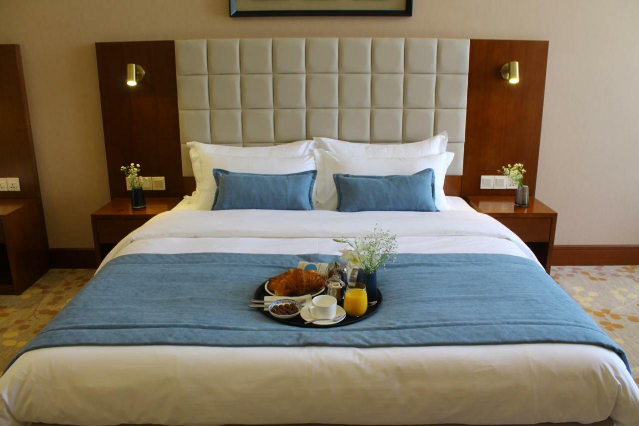 Horizont Hotel Tbilisi Eksteriør billede