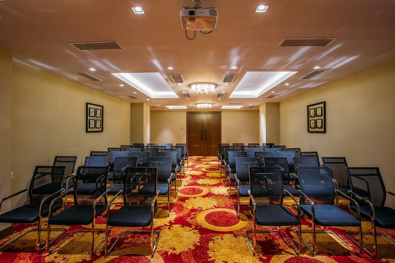 Horizont Hotel Tbilisi Eksteriør billede