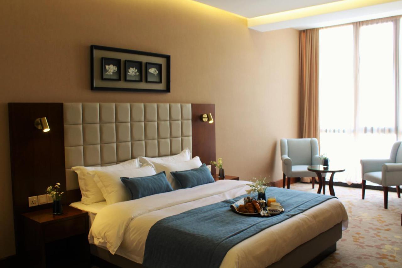 Horizont Hotel Tbilisi Eksteriør billede