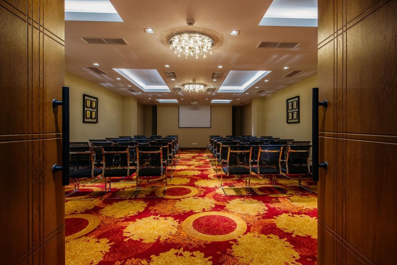 Horizont Hotel Tbilisi Eksteriør billede